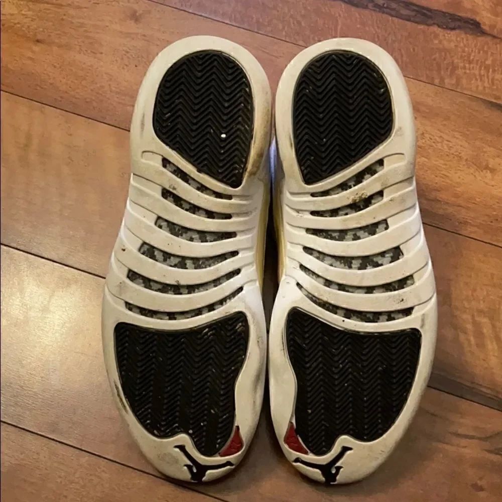 Jordan XII Retro Rising Sun - Size 11.5 - Picture 8 of 8